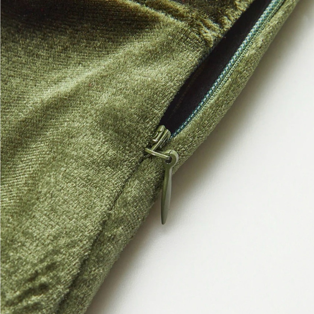 Elegant Olive Green Velvet Skirt size L - Picture 4 of 7